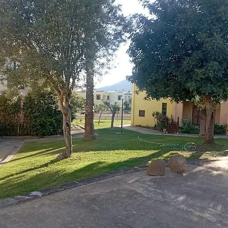 Casa Luca Ai Borghi Di Hébergement de vacances Villasimius